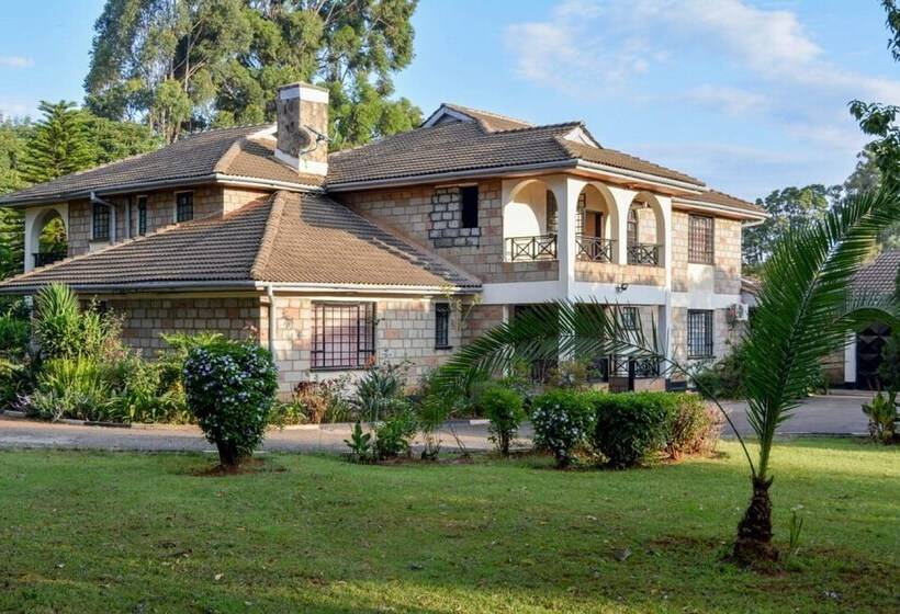 تختخواب و صبحانه Firsthill Haven Accommodation