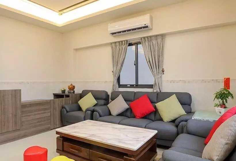 تختخواب و صبحانه Xia Xia Jia Homestay