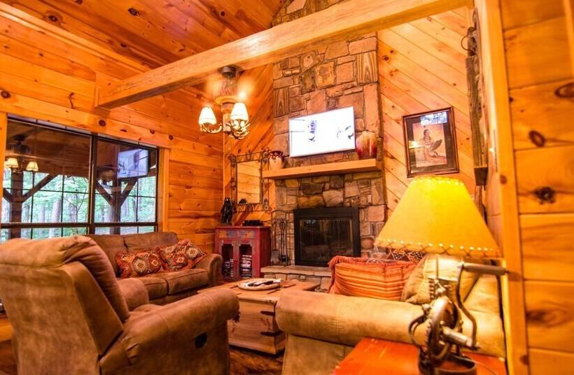Breathless Cabin Includes Free Wifi, Parking Onsite, Private Hot Tub, And Bbq By Redawning