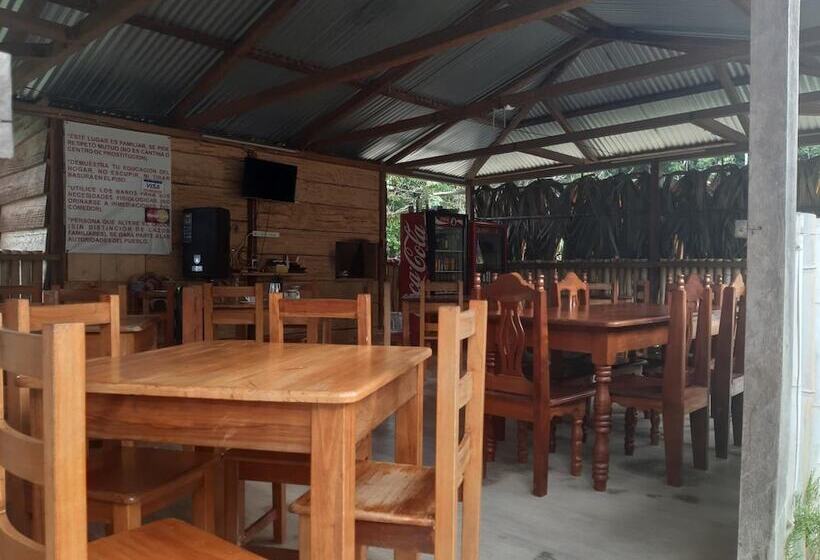 호텔 Cabaña Luna Roja