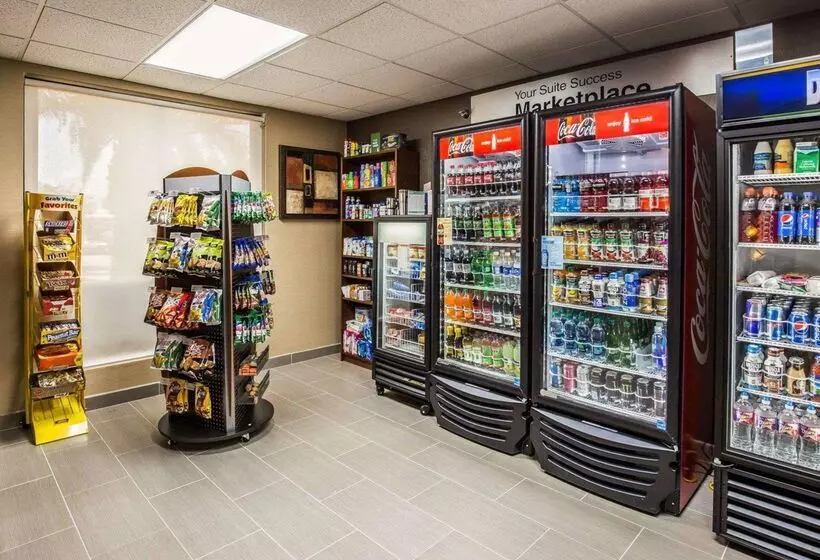 Hotelli Comfort Suites