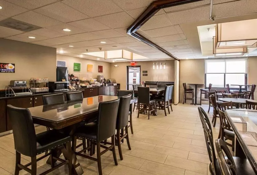 Hotelli Comfort Suites