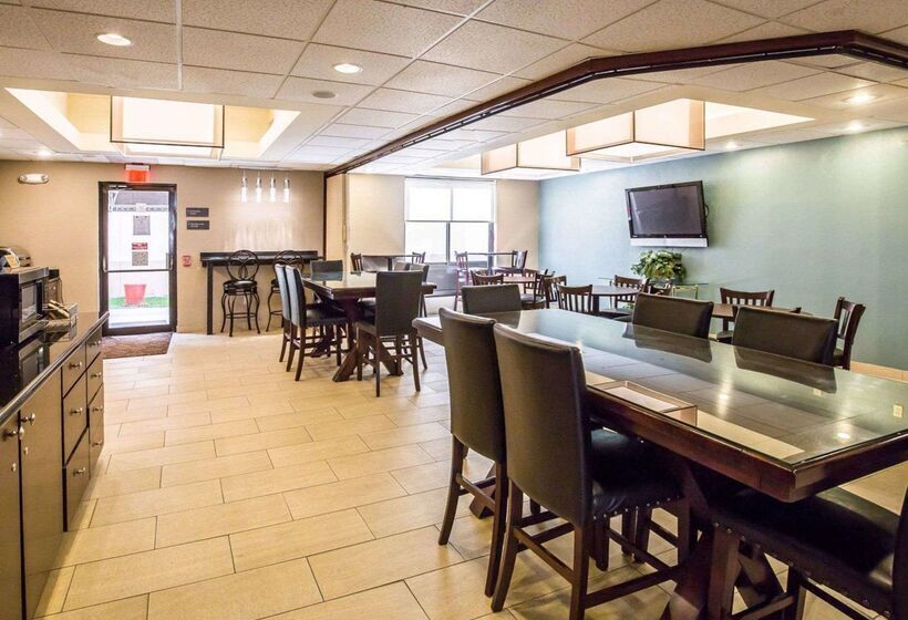 ホテル Comfort Suites