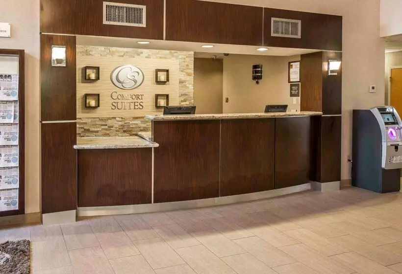 Hotelli Comfort Suites