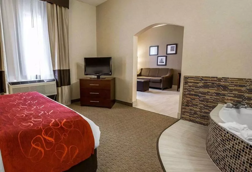 Hotelli Comfort Suites