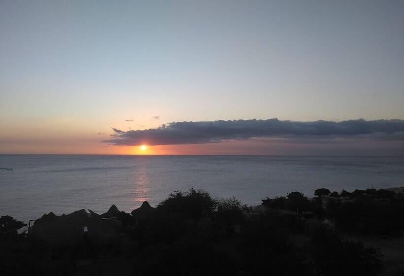 هتل Glamping Ecolodge Cueva De Las águilas