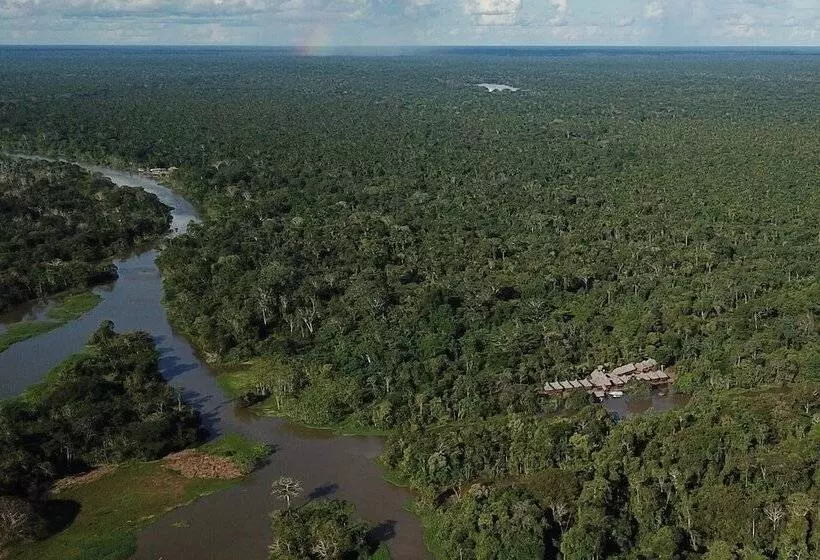 ホテル Grand Amazon Lodge & Tours