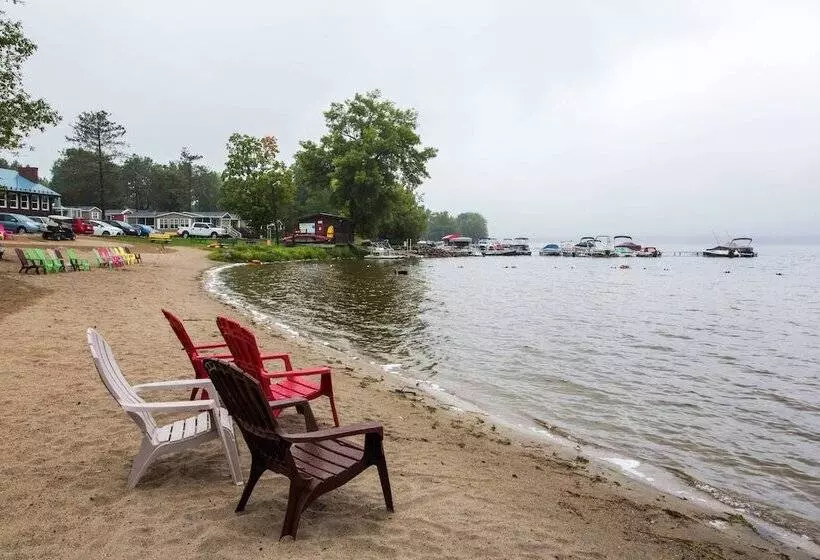 Hotelli Great Blue Resorts   Mccreary S Beach