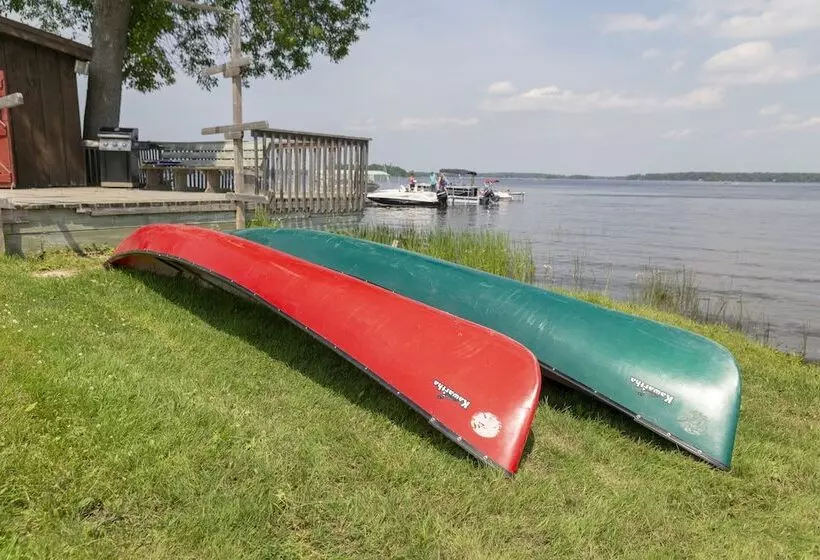 Hotelli Great Blue Resorts   Mccreary S Beach