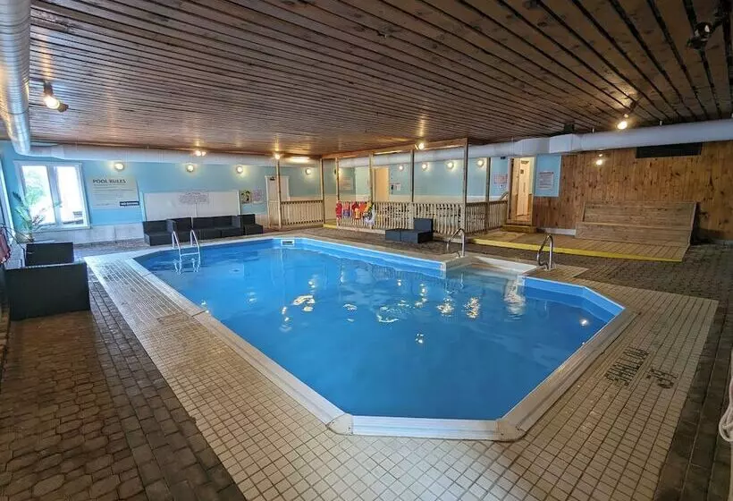 Hotelli Great Blue Resorts   Mccreary S Beach