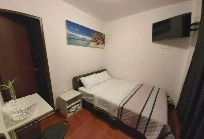 ホテル Hospedaje La Casita