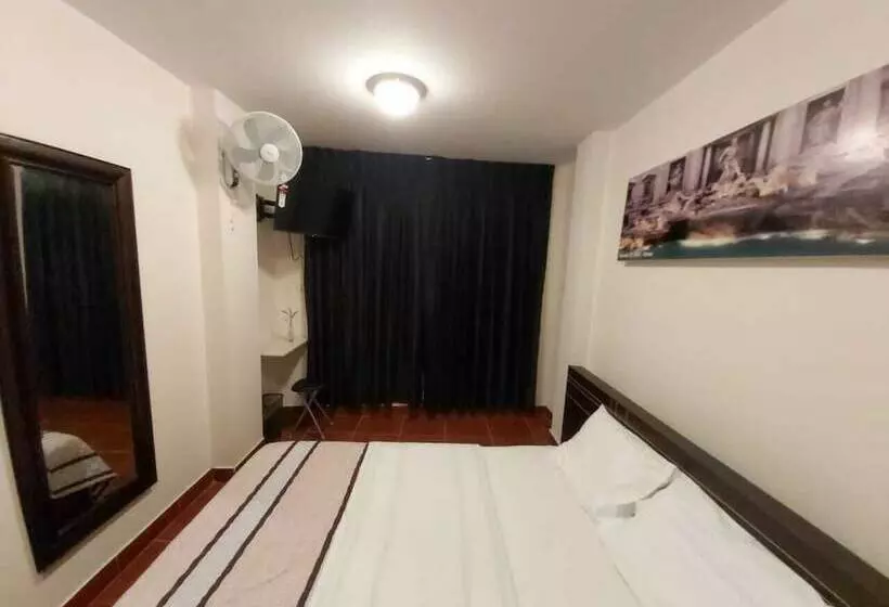 ホテル Hospedaje La Casita