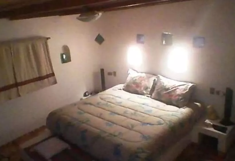 هتل Lodge & Expediciones Retour