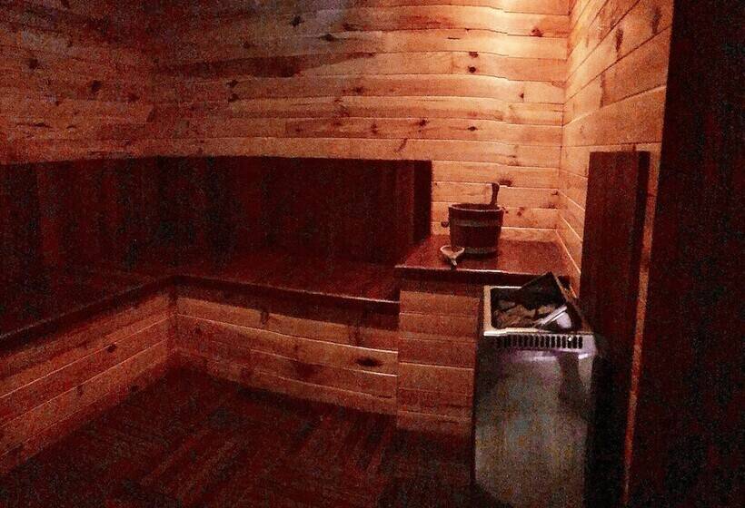 هتل Naina Park Resort