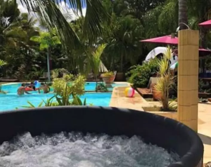 هتل Naina Park Resort