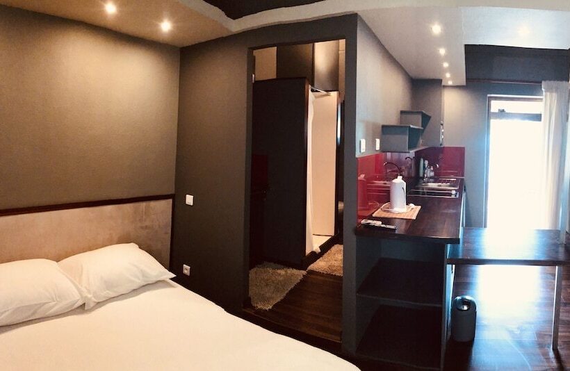 هتل Naina Park Resort