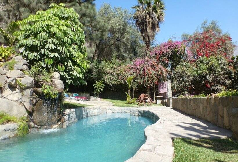 בית מלון כפרי Santa Eulalia Bungalows