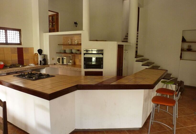 בית מלון כפרי Santa Eulalia Bungalows