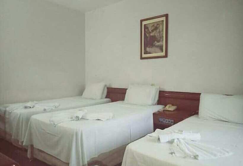 Отель Santa Maria