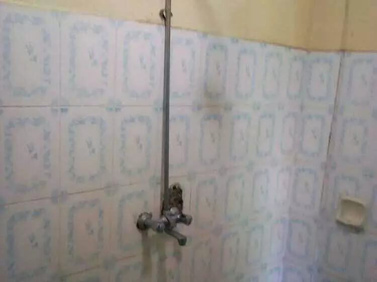 هتل Sareh Guest House