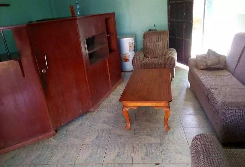 هتل Sareh Guest House
