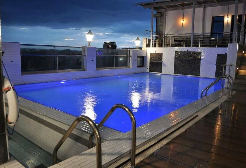 هتل Taidy S Suites   Nakuru