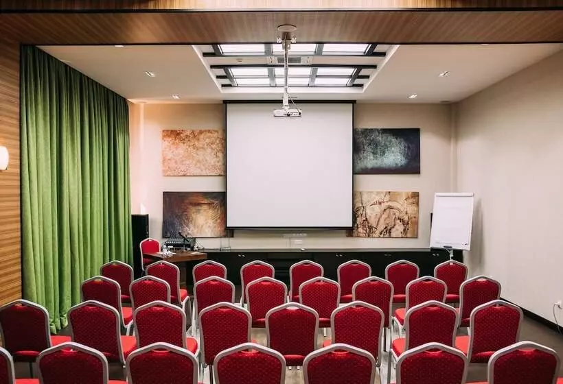 Megapolis Hotel Shymkent