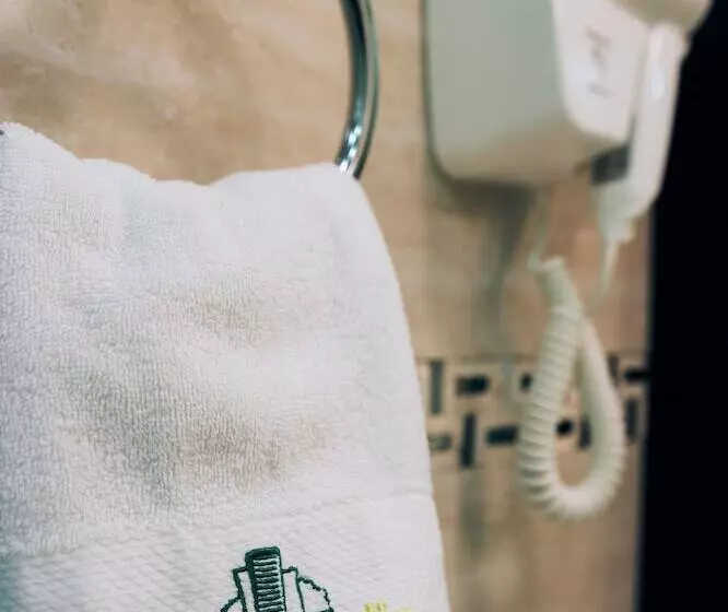 Megapolis Hotel Shymkent