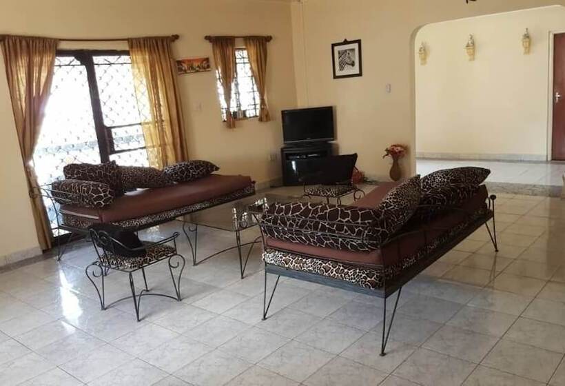 پانسیون Bahamas Guest