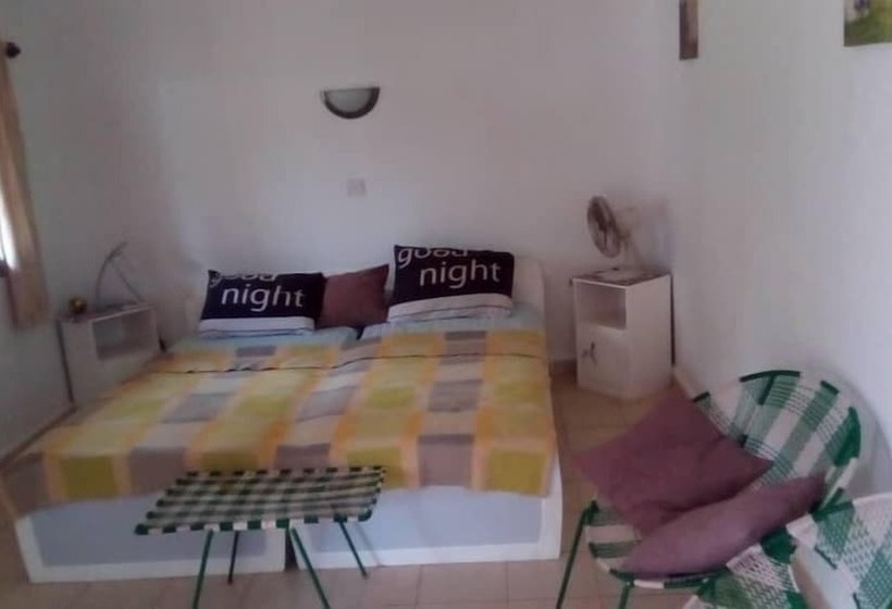 پانسیون Bahamas Guest