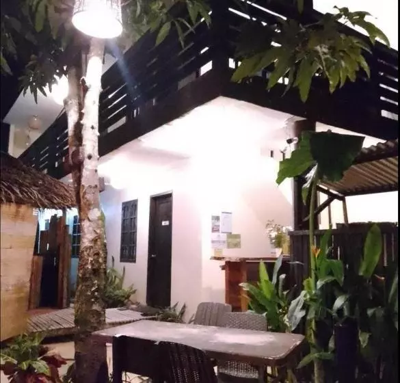 پانسیون Solana Siargao