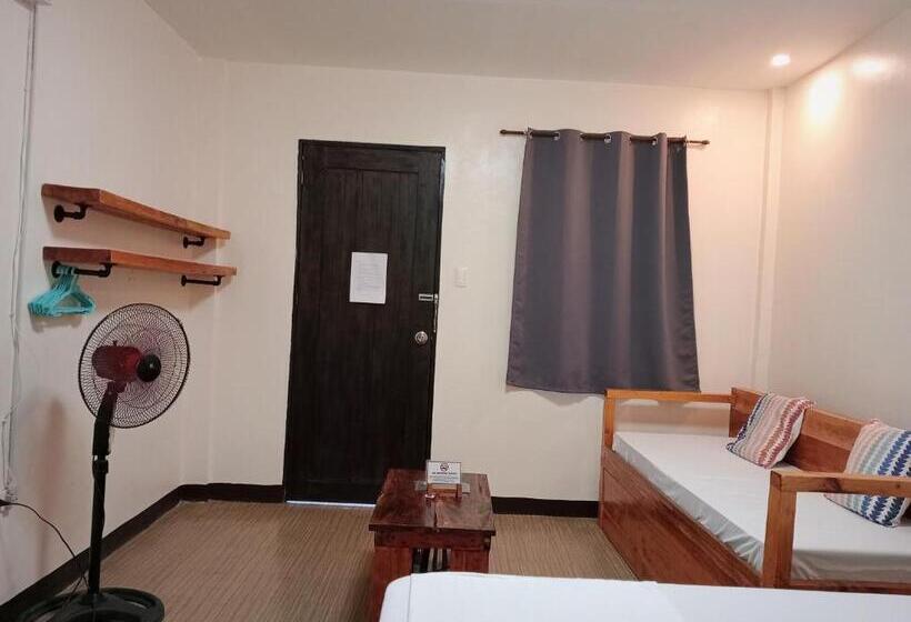 پانسیون Solana Siargao