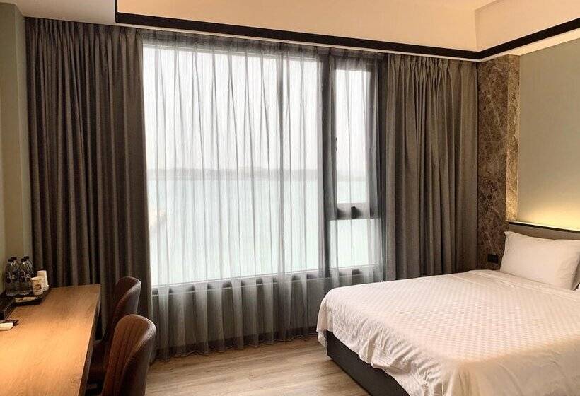 پانسیون Summer Crazy