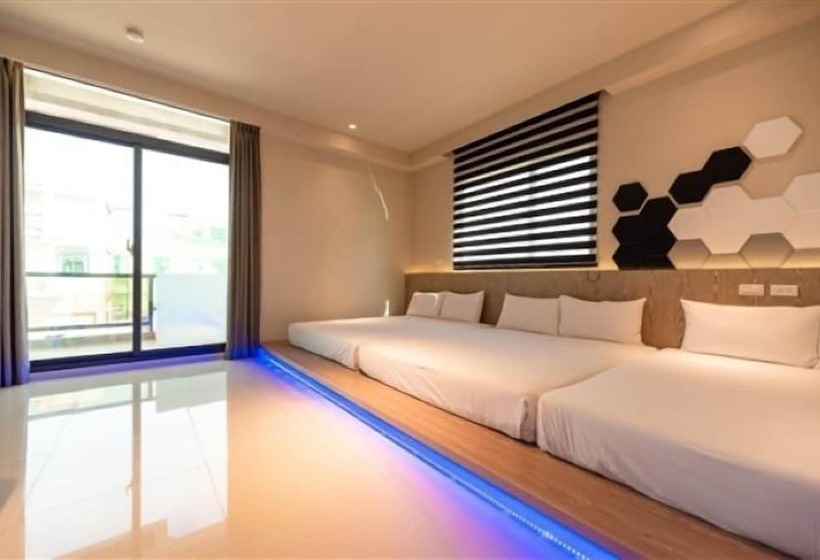 پانسیون Summer Crazy