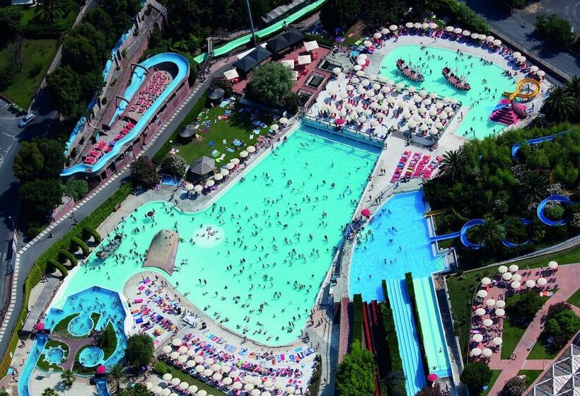 אתר נופש Bungalow Village Le Caravelle   By Mamberto S.r.l