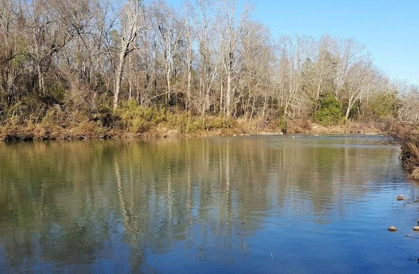 Safari On Glover River With Private Riverfront Access And Hot Tub By Redawning