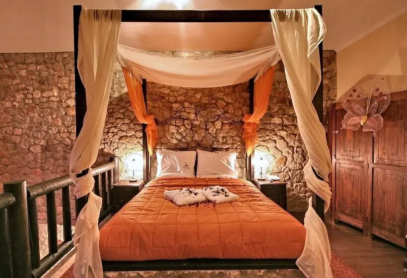 Aesko Resort