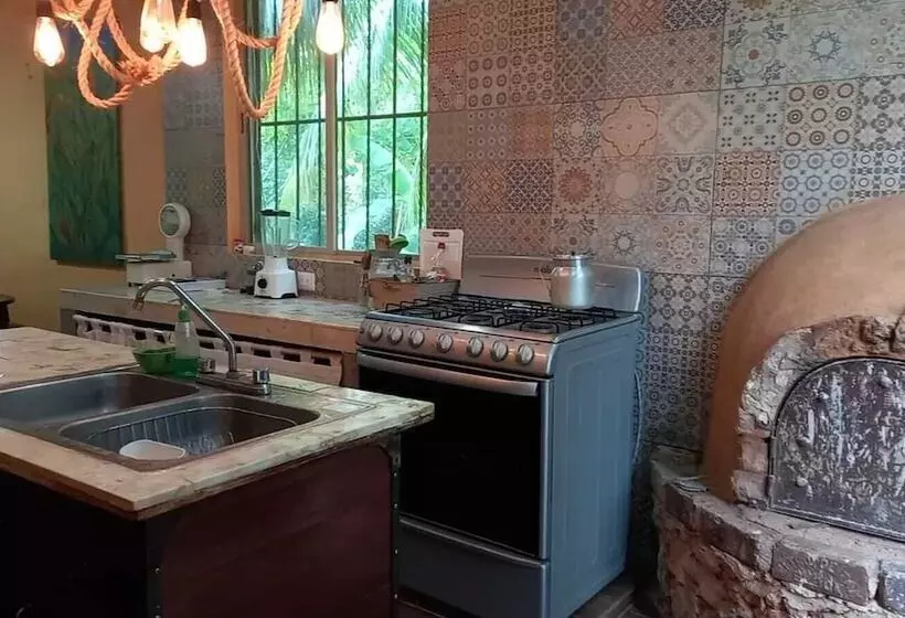 Aamiaismajoitus (B&B) Casa Viva Mérida