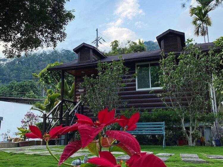 تختخواب و صبحانه Mei Zhi Lin Holiday Homestay