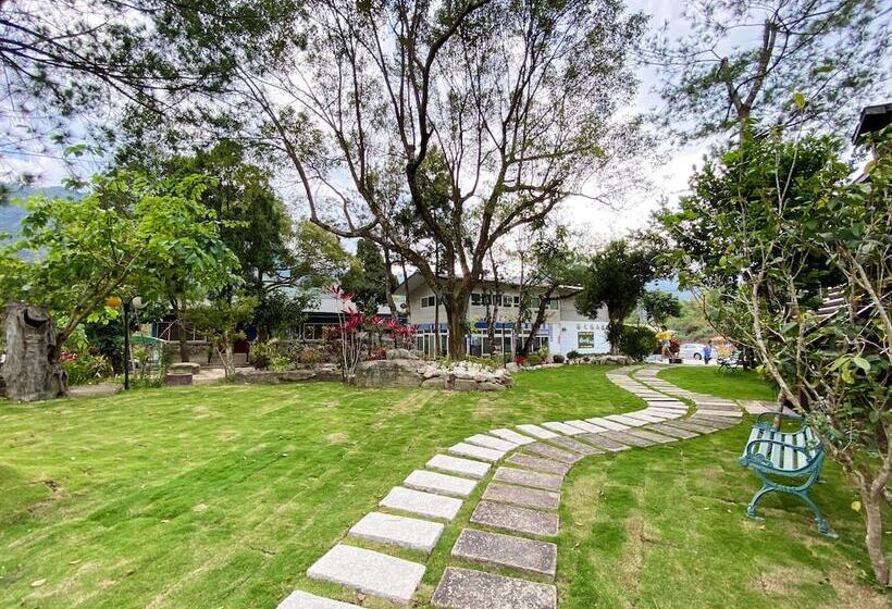 تختخواب و صبحانه Mei Zhi Lin Holiday Homestay