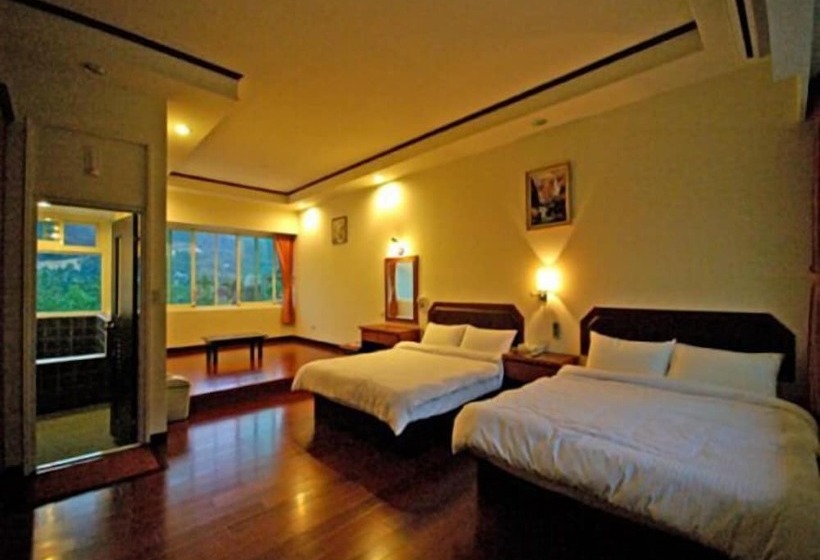 تختخواب و صبحانه Mei Zhi Lin Holiday Homestay