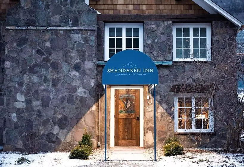 Aamiaismajoitus (B&B) Shandaken Inn