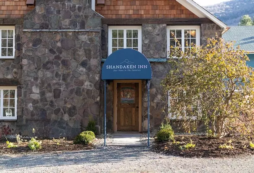 Aamiaismajoitus (B&B) Shandaken Inn