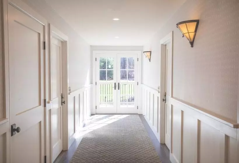 Aamiaismajoitus (B&B) Shandaken Inn