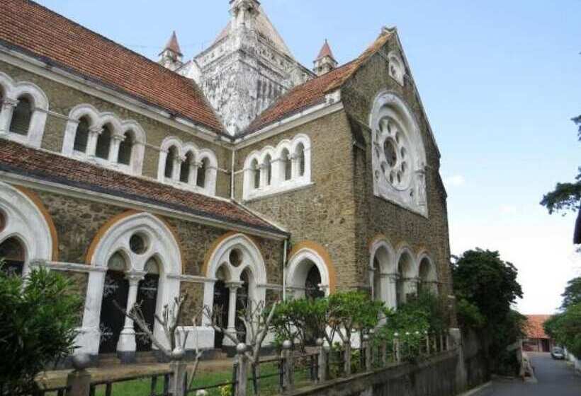 هتل Albert Fort Boutique