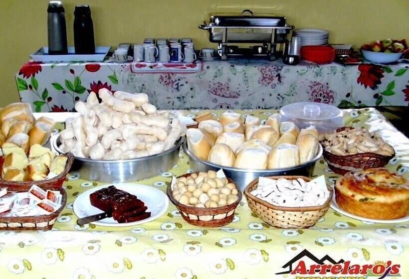 Otel Arrelaros Pousada