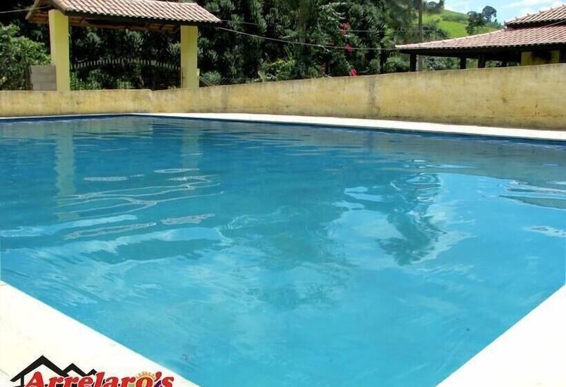 Otel Arrelaros Pousada