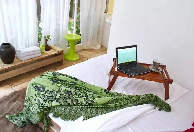 ホテル Balconahe Resto Camp