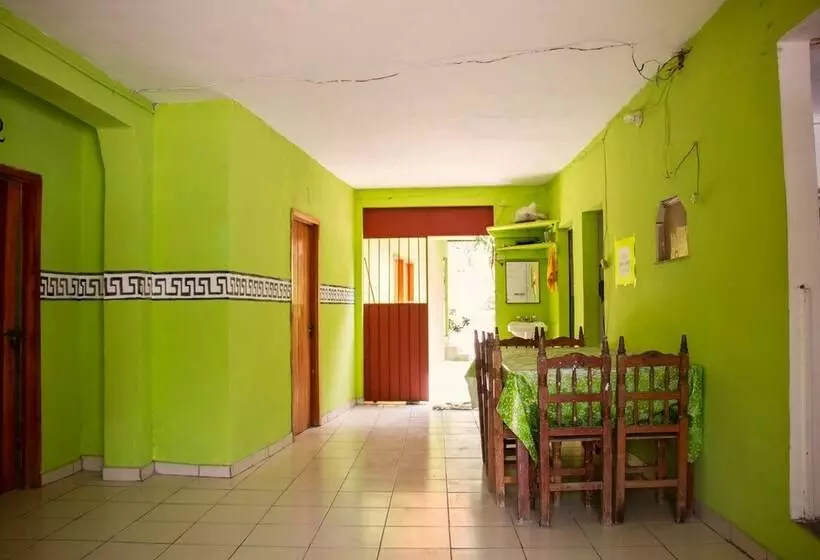 ホテル Cabañas Y Comedor Don Deme