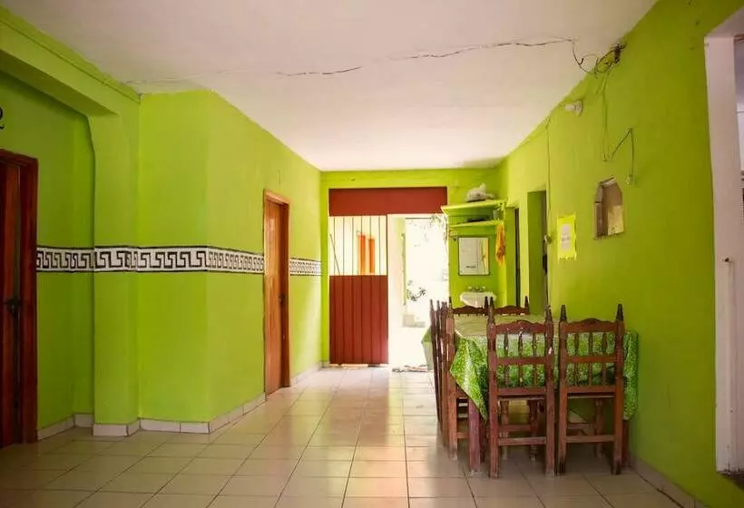 ホテル Cabañas Y Comedor Don Deme